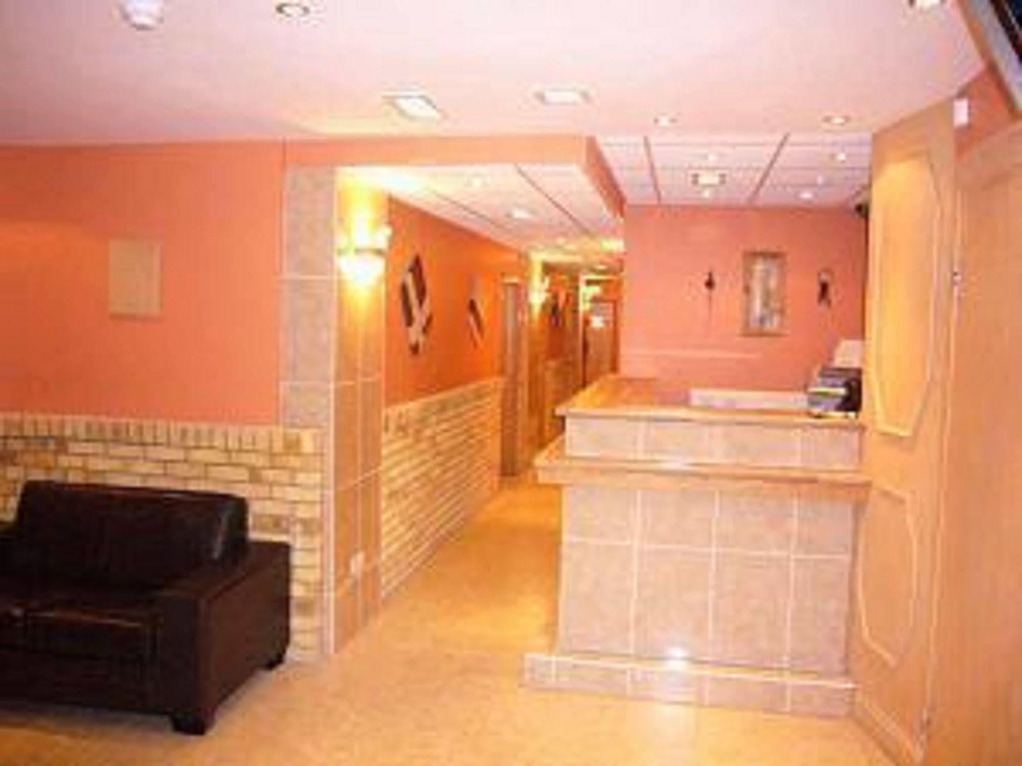 Rosemount Hotel Heathrow هاونسلو المظهر الداخلي الصورة